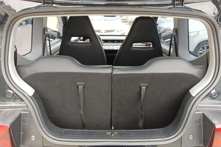 Used Wuling Hongguang MINIEV 2022 GAMEBOY 200km Gaming Edition with Lithium Iron Phosphate Trunk