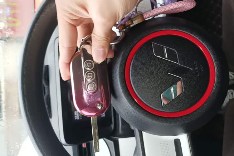 Used Wuling Hongguang MINIEV 2022 GAMEBOY 200km Gaming Edition with Lithium Iron Phosphate Vehicle Key
