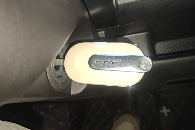 Used Wuling Hongguang MINIEV 2022 GAMEBOY 200km Gaming Edition with Lithium Iron Phosphate Vehicle Key
