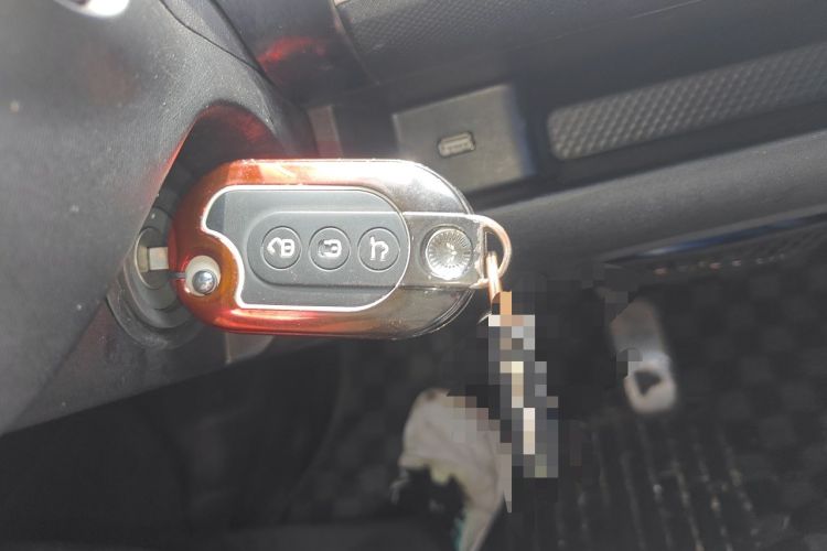 Used Wuling Hongguang MINIEV 2022 GAMEBOY 300km Enthusiast Model with Lithium Iron Phosphate Vehicle Key