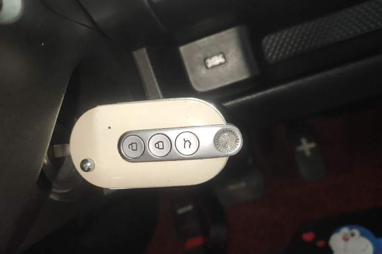 Used Wuling Hongguang MINIEV 2022 GAMEBOY 300km Play Edition Lithium Iron Phosphate Vehicle Key