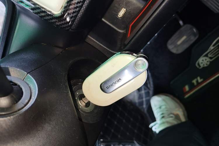Used Wuling Hongguang MINIEV 2022 GAMEBOY 200km Play Edition with Lithium Iron Phosphate Vehicle Key