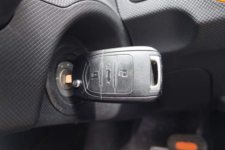 Used Wuling Hongguang MINIEV 2022 Easy Version Lithium Iron Phosphate Vehicle Key