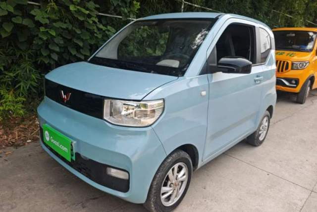 Używany Wuling Hongguang MINIEV 2022 Easy Version Lithium Iron Phosphate