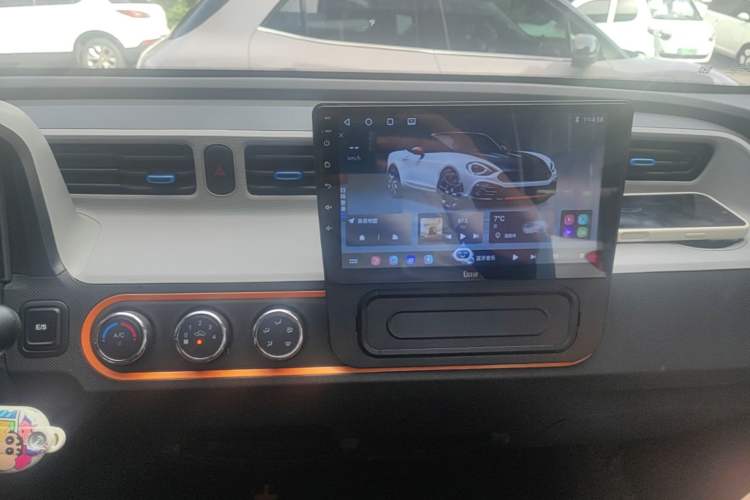 Used Wuling Hongguang MINIEV 2022 Zizai Version Lithium Iron Phosphate Audio And AC Panel