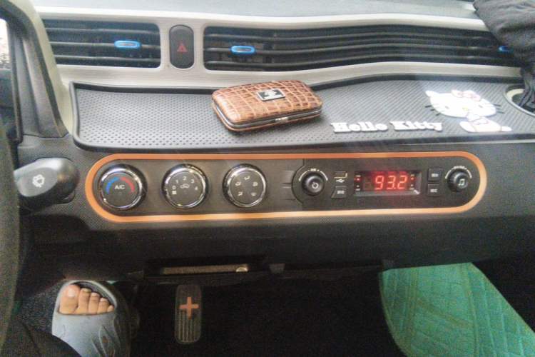 Used Wuling Hongguang MINIEV 2022 Enjoy Edition Lithium-Ion Battery Audio And AC Panel