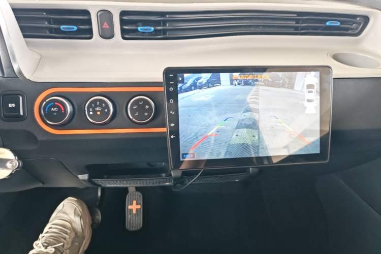 Used Wuling Hongguang MINIEV 2022 Enjoy Edition Lithium Iron Phosphate Audio And AC Panel