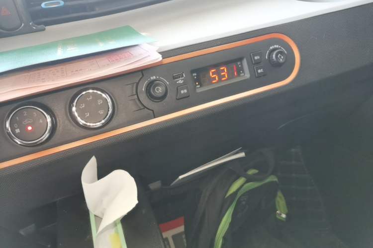 Used Wuling Hongguang MINIEV 2022 Zizai Version Lithium Iron Phosphate Audio And AC Panel