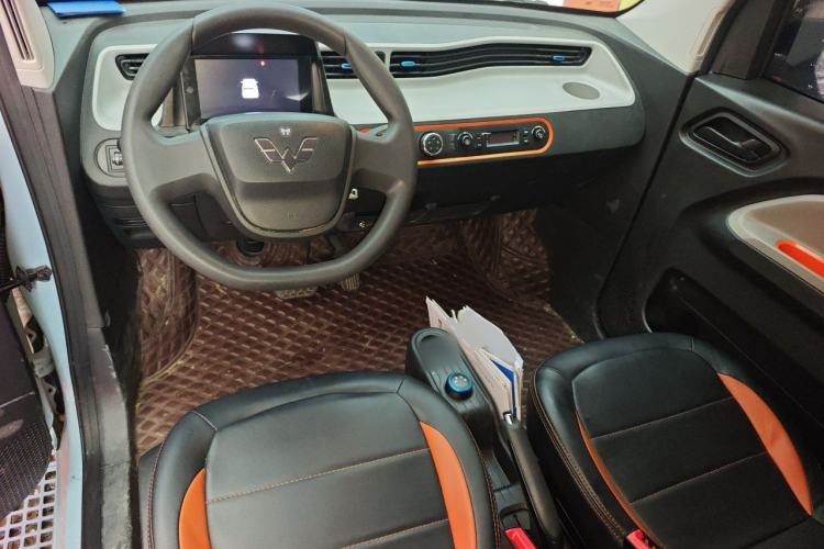 Used Wuling Hongguang MINIEV 2022 Enjoy Edition Lithium Iron Phosphate Center Console
