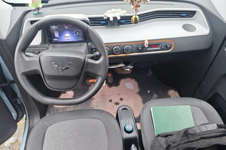 Used Wuling Hongguang MINIEV 2022 Enjoy Edition Lithium Iron Phosphate Center Console
