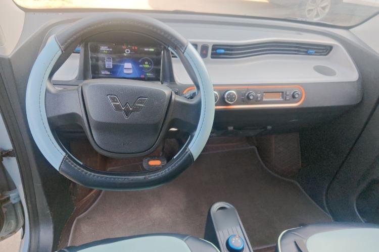 Used Wuling Hongguang MINIEV 2022 Enjoy Edition Lithium Iron Phosphate Center Console