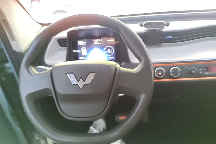 Used Wuling Hongguang MINIEV 2022 Enjoy Edition Lithium-Ion Battery Center Console