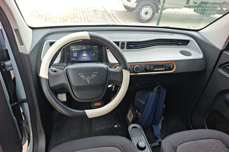 Used Wuling Hongguang MINIEV 2022 Enjoy Edition Lithium Iron Phosphate Center Console