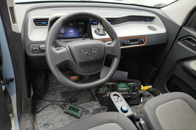 Used Wuling Hongguang MINIEV 2022 Enjoy Edition Lithium-Ion Battery Center Console
