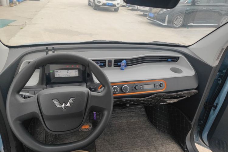 Used Wuling Hongguang MINIEV 2022 Zizai Version Lithium-NMC Center Console
