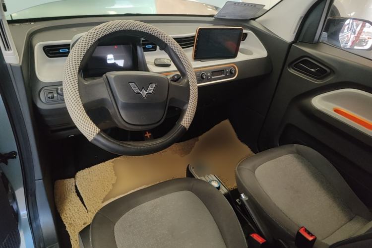 Used Wuling Hongguang MINIEV 2022 Enjoy Edition Lithium Iron Phosphate Center Console