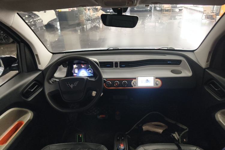 Used Wuling Hongguang MINIEV 2022 Enjoy Edition Lithium Iron Phosphate Center Console