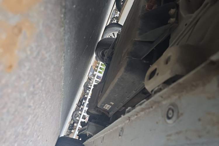 Used Wuling Hongguang MINIEV 2022 Zizai Version Lithium Iron Phosphate Chassis Front Left