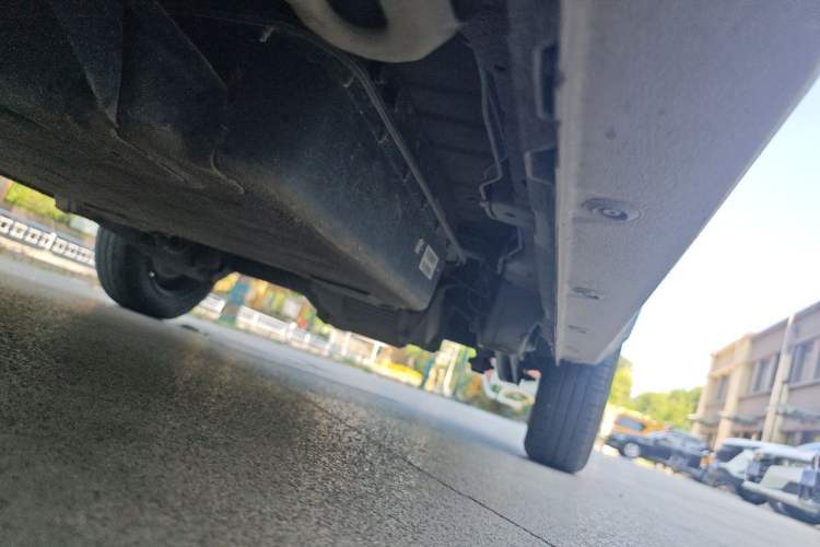 Used Wuling Hongguang MINIEV 2022 Zizai Version Lithium Iron Phosphate Chassis Front Left