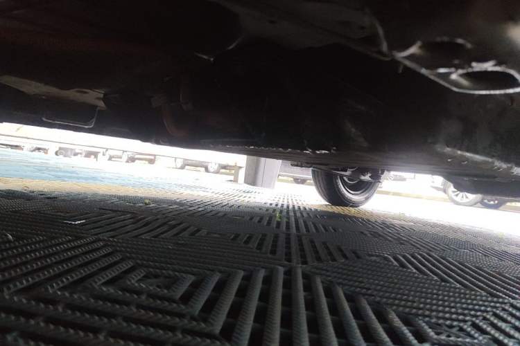 Used Wuling Hongguang MINIEV 2022 Zizai Version Lithium Iron Phosphate Chassis Front Left