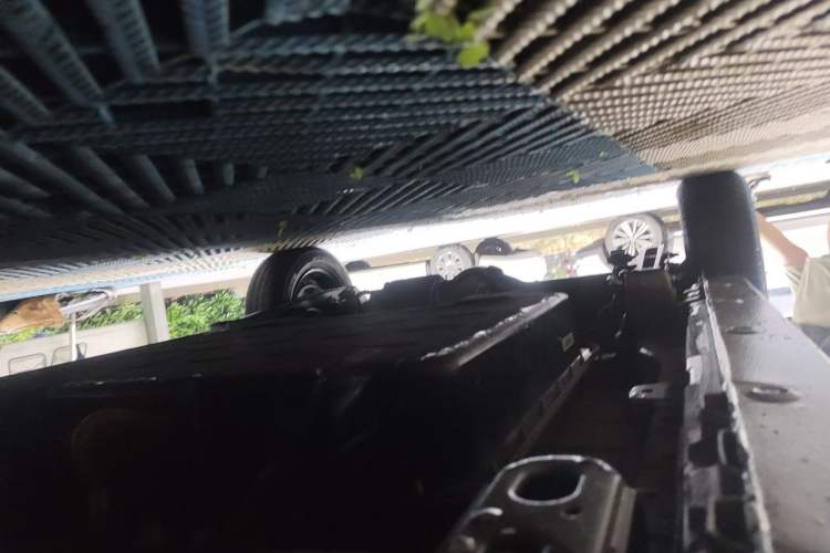 Used Wuling Hongguang MINIEV 2022 Zizai Version Lithium Iron Phosphate Chassis Front Right