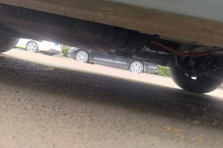 Used Wuling Hongguang MINIEV 2022 Macaron Fashion Model Lithium Iron Phosphate Chassis Front Right