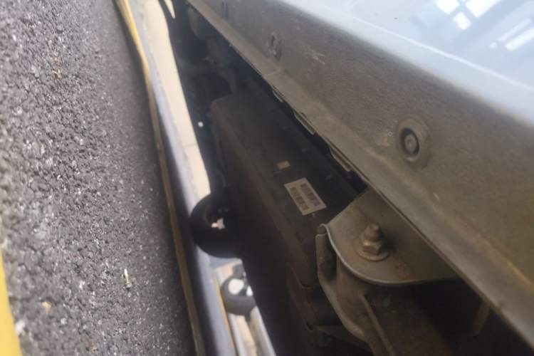 Used Wuling Hongguang MINIEV 2022 Macaron Fashion Model Lithium Iron Phosphate Chassis Rear Left