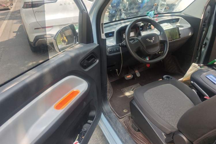 Used Wuling Hongguang MINIEV 2022 Easy Version Lithium-NMC Driver Seat