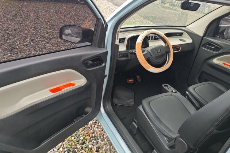 Used Wuling Hongguang MINIEV 2022 Zizai Version Lithium-NMC Driver Seat