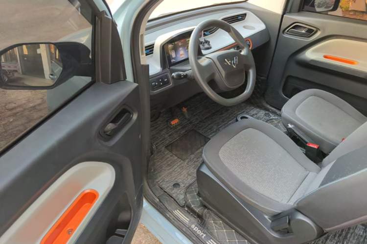 Used Wuling Hongguang MINIEV 2022 Enjoy Edition Lithium-Ion Battery Driver Seat