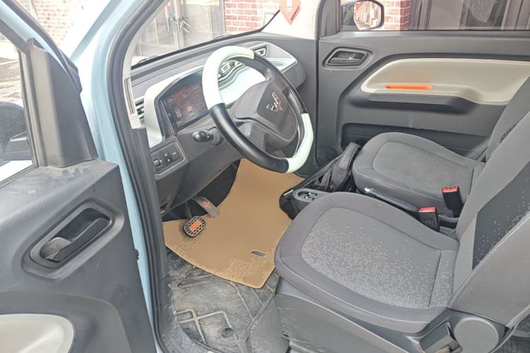 Used Wuling Hongguang MINIEV 2022 Zizai Version Lithium-NMC Driver Seat