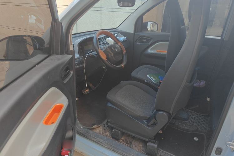 Used Wuling Hongguang MINIEV 2022 Easy Version Lithium Iron Phosphate Driver Seat