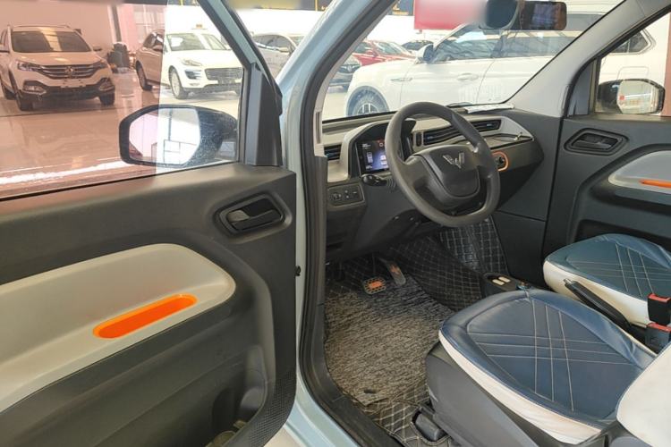 Used Wuling Hongguang MINIEV 2022 Zizai Version Lithium Iron Phosphate Driver Seat