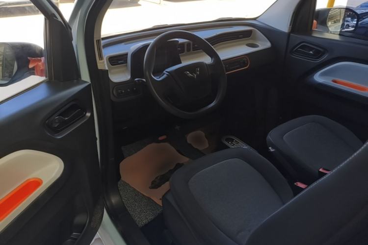 Used Wuling Hongguang MINIEV 2022 Easy Version Lithium Iron Phosphate Driver Seat