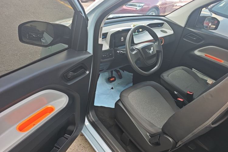 Used Wuling Hongguang MINIEV 2022 Zizai Version Lithium Iron Phosphate Driver Seat