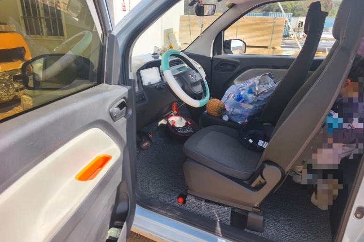 Used Wuling Hongguang MINIEV 2022 Easy Version Lithium Iron Phosphate Driver Seat