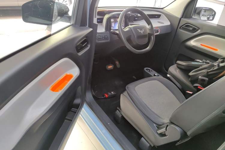 Used Wuling Hongguang MINIEV 2022 Enjoy Edition Lithium-Ion Battery Driver Seat