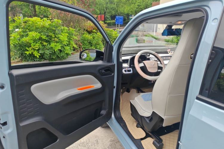 Used Wuling Hongguang MINIEV 2022 Zizai Version Lithium Iron Phosphate Driver Seat