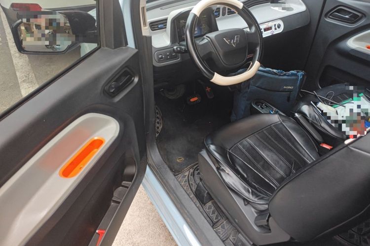 Used Wuling Hongguang MINIEV 2022 Macaron Premium Model – Lithium Ternary Battery Driver Seat