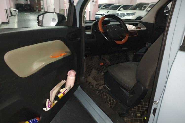 Used Wuling Hongguang MINIEV 2022 Zizai Version Lithium Iron Phosphate Driver Seat