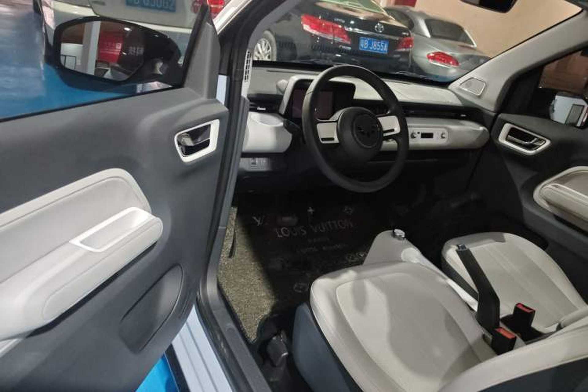 Used Wuling Hongguang MINIEV 2022 Convertible Model Driver Seat