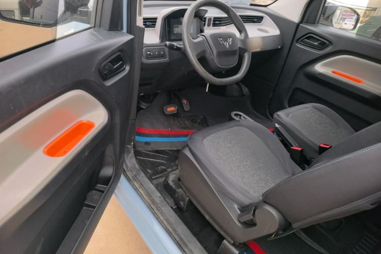 Used Wuling Hongguang MINIEV 2022 Easy Version Lithium Iron Phosphate Driver Seat