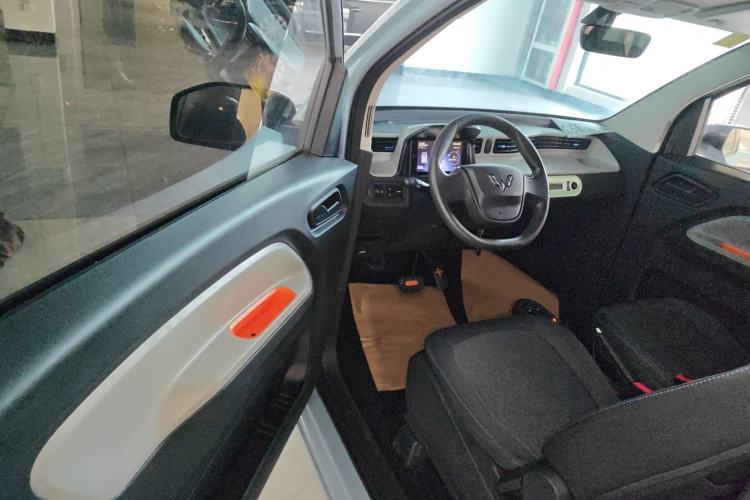 Used Wuling Hongguang MINIEV 2022 Zizai Version Lithium Iron Phosphate Driver Seat