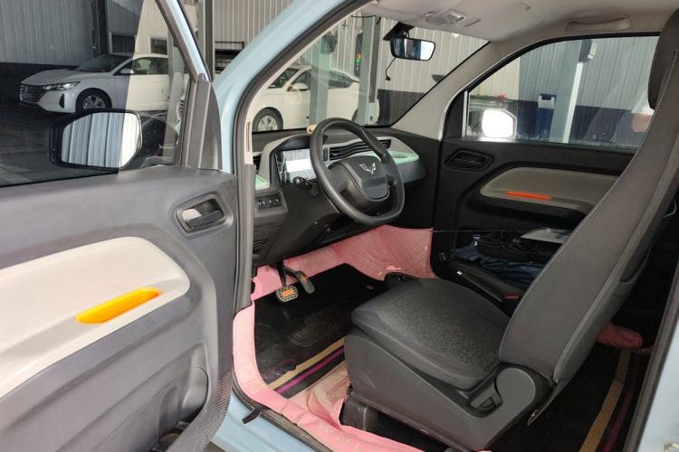 Used Wuling Hongguang MINIEV 2022 Easy Version Lithium Iron Phosphate Driver Seat