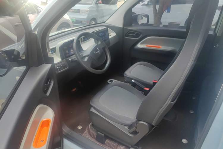 Used Wuling Hongguang MINIEV 2022 Zizai Version Lithium Iron Phosphate Driver Seat