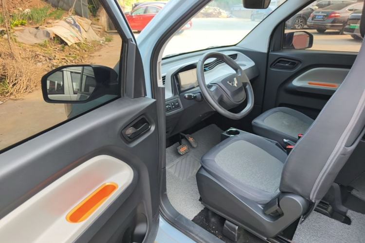 Used Wuling Hongguang MINIEV 2022 Zizai Version Lithium Iron Phosphate Driver Seat