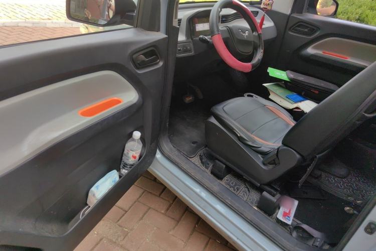 Used Wuling Hongguang MINIEV 2022 Easy Version Lithium Iron Phosphate Driver Seat