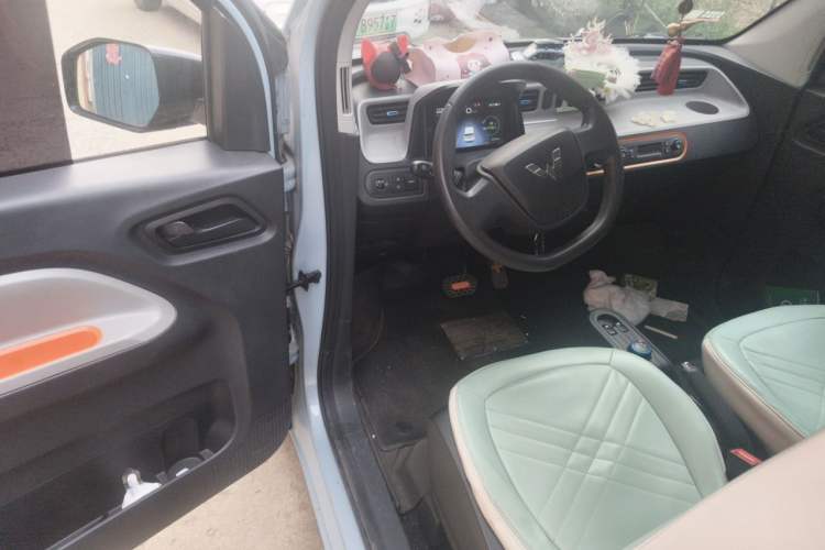 Used Wuling Hongguang MINIEV 2022 Enjoy Edition Lithium-Ion Battery Driver Seat