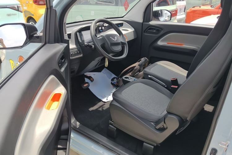 Used Wuling Hongguang MINIEV 2022 Easy Version Lithium Iron Phosphate Driver Seat