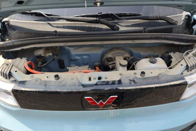 Used Wuling Hongguang MINIEV 2022 Easy Version Lithium Iron Phosphate Engine Bay